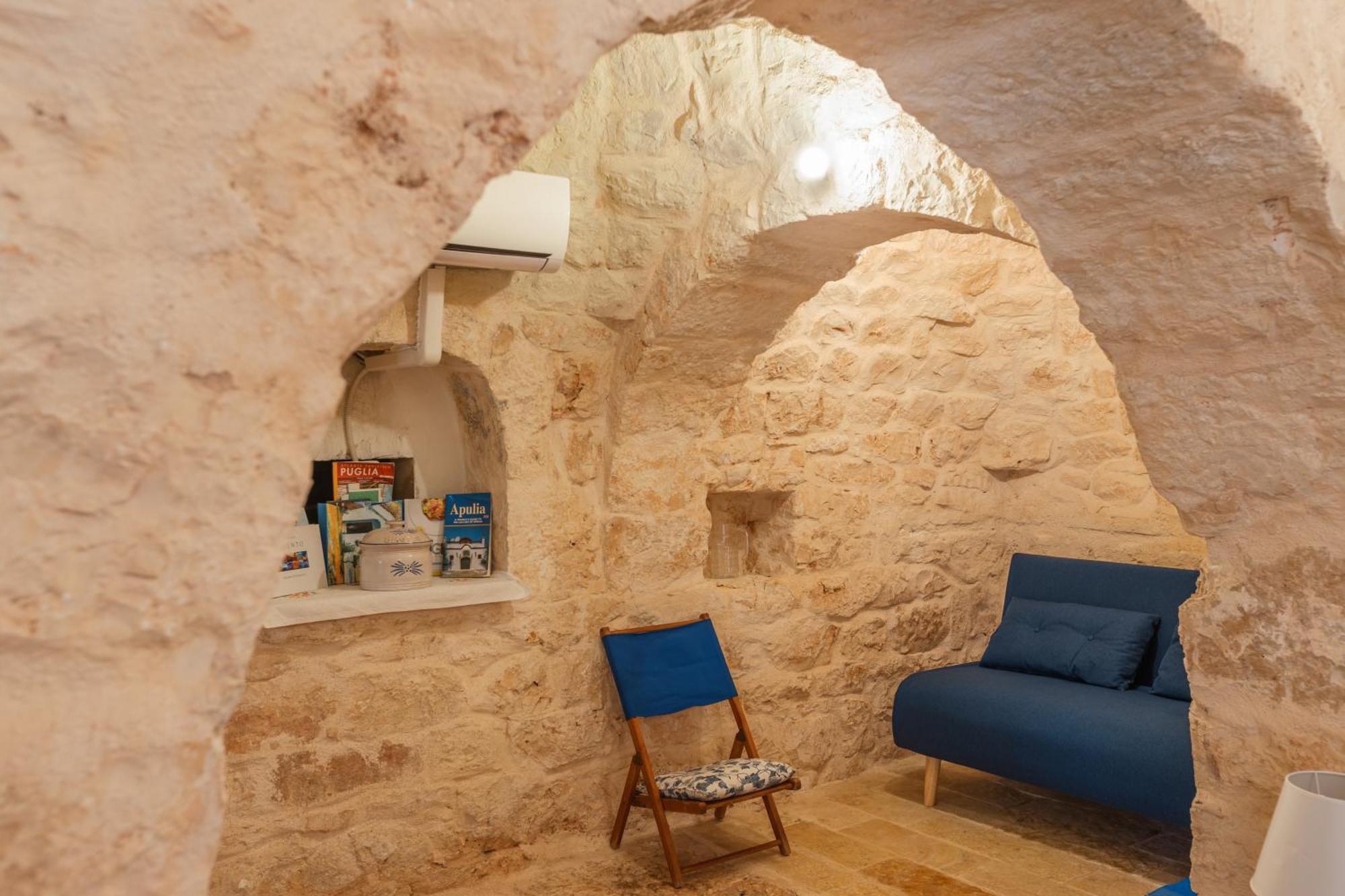 Trullo Tarantini Con Piscina Privata Apartment Latiano Exterior photo