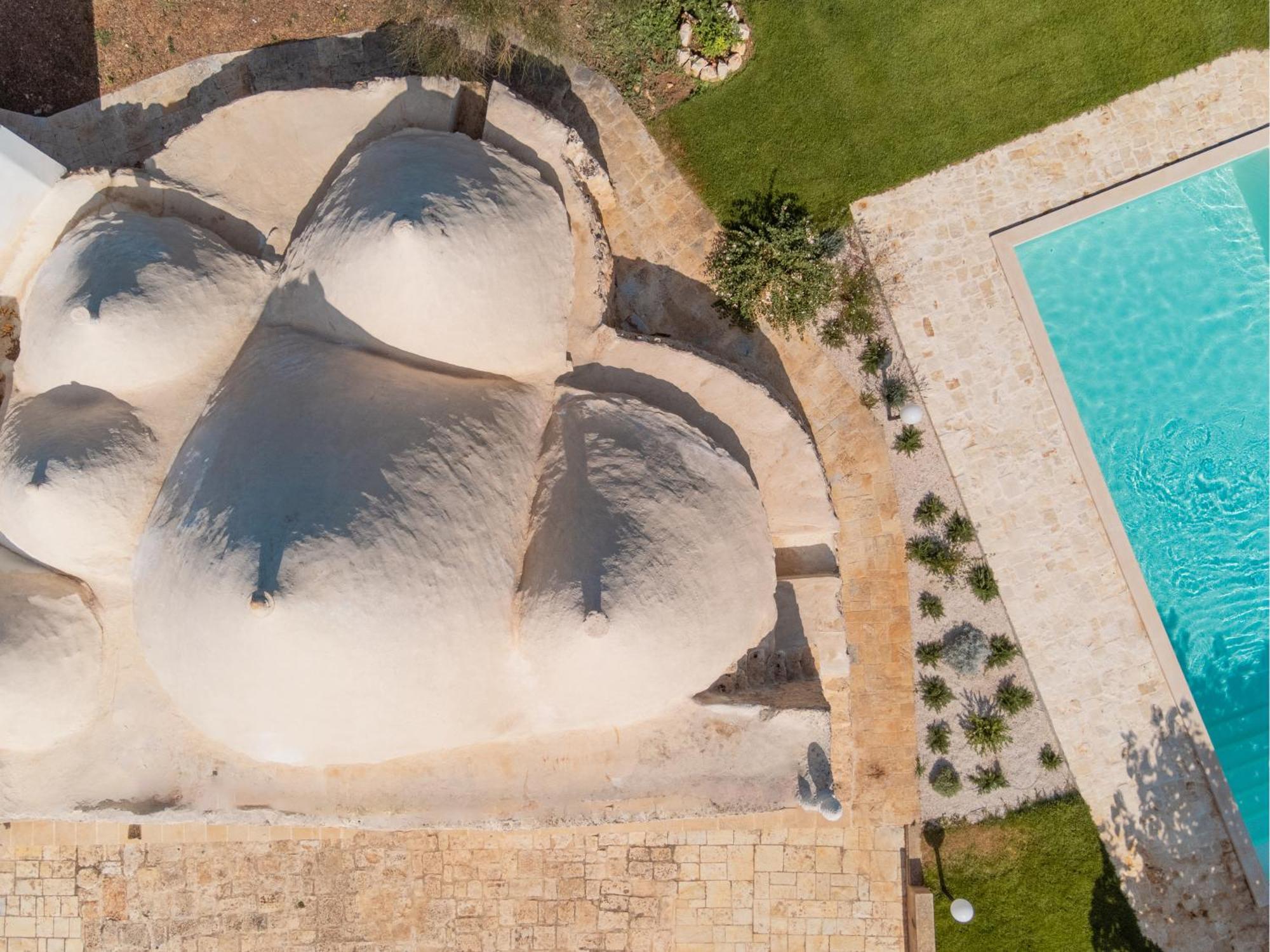 Trullo Tarantini Con Piscina Privata Apartment Latiano Exterior photo